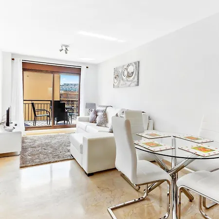 Apartment Lets In The Sun Calablanca *